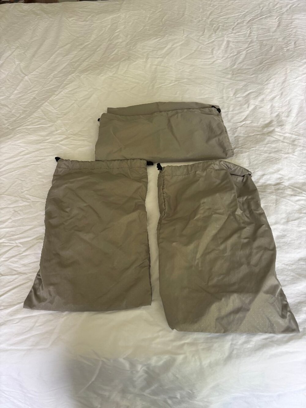 Monos - 2 shoebags and laundry bag